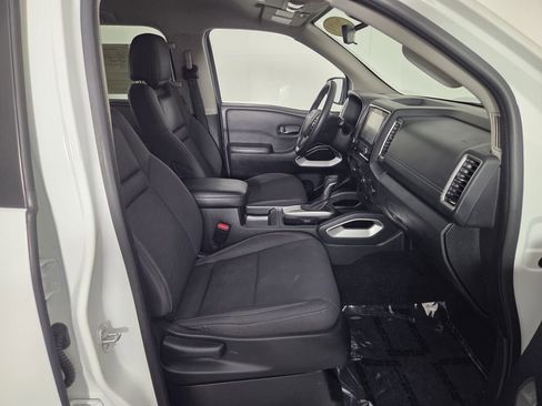Used 2023 Nissan Frontier SV RWD image 31
