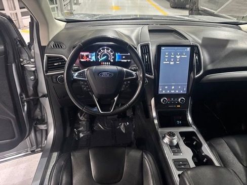 Used 2021 Ford Edge Titanium AWD/4WD image 30
