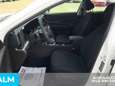Used 2026 Hyundai Kona SE FWD image 15