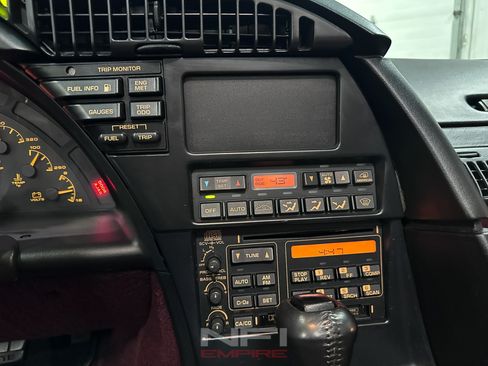 Used 1993 Chevrolet Corvette Convertible RWD image 34