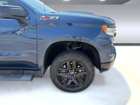 Used 2022 Chevrolet Silverado 1500 LT Trail Boss AWD/4WD image 10
