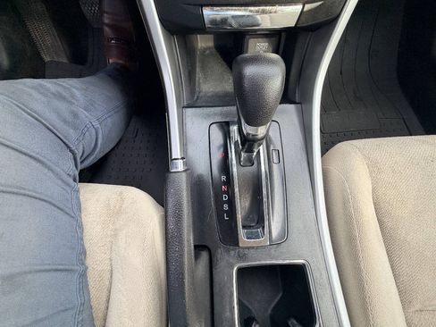 Used 2013 Honda Accord LX image 6