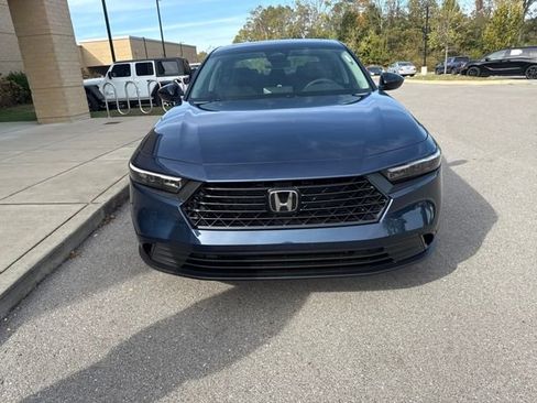 New 2025 Honda Accord SE image 7