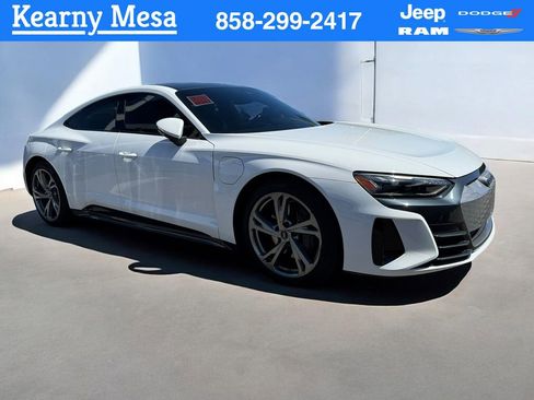 Used 2022 Audi e-tron GT Premium Plus image 1