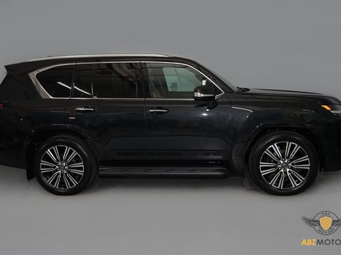 Used 2026 Lexus LX 600 4WD w/ Luxury Package image 5