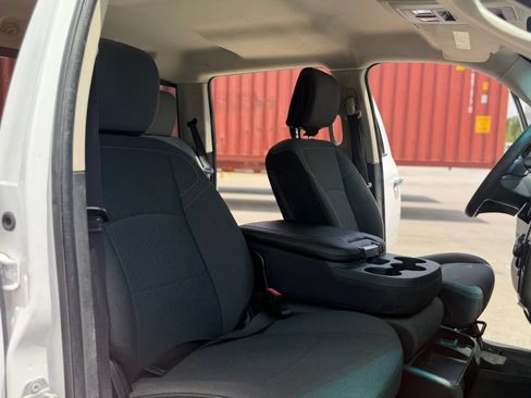 Used 2017 RAM 3500 SLT AWD/4WD image 27