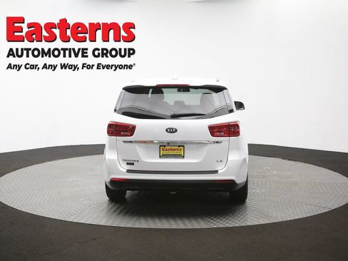 Used 2020 Kia Sedona LX FWD image 37