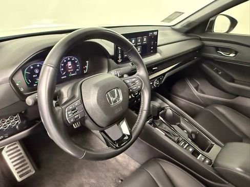 Used 2025 Honda Accord Sport image 54