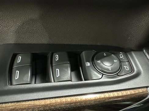 Used 2021 Chevrolet Silverado 1500 RST w/ Bed Protection Package image 18