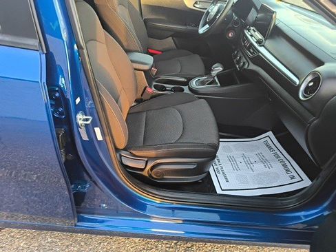 Used 2024 Kia Forte LXS image 17