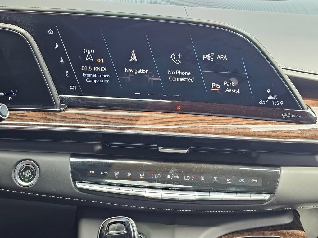 Used 2021 Cadillac Escalade Sport Platinum w/ LPO, ONYX Package AWD/4WD image 32