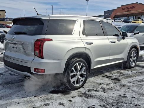 Used 2022 Hyundai Palisade SEL w/ Convenience Package image 6