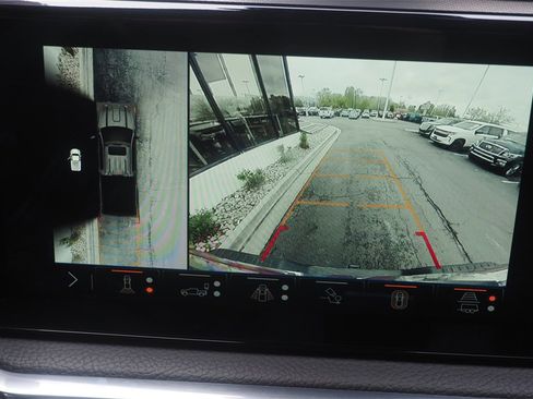 Used 2024 GMC Sierra 3500 Denali w/ Denali Reserve Package image 16