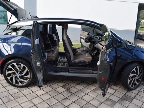Used 2018 BMW i3 image 38