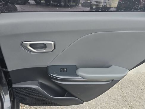 Used 2025 Kia K4 FWD image 13