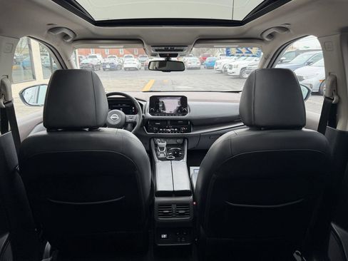 Used 2022 Nissan Rogue Platinum w/ Head-Up Display Package image 21