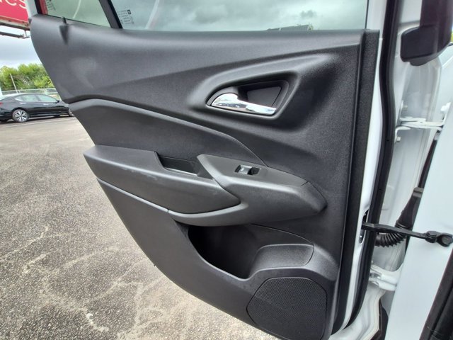 Used 2026 Chevrolet Trax LT FWD image 24