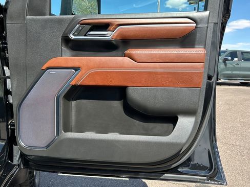 Used 2024 GMC Sierra 3500 Denali Ultimate image 32