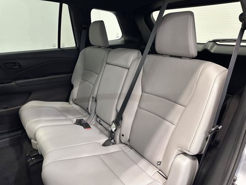 Certified 2023 Honda Passport EX-L image 24