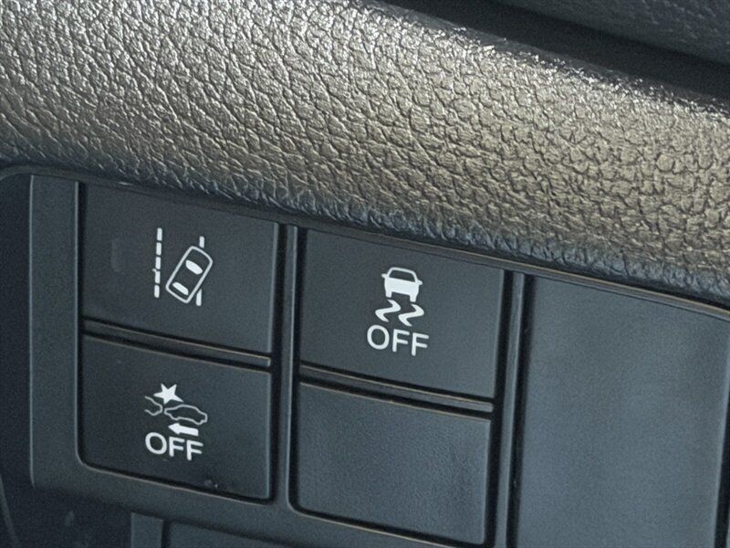 Used 2017 Honda CR-V EX image 26