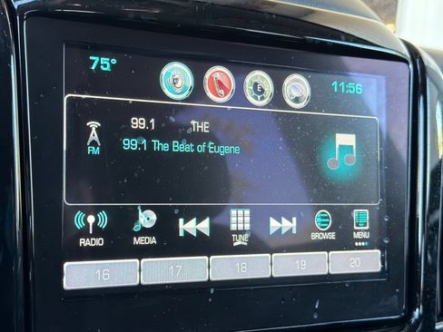 Used 2019 Chevrolet Traverse LT AWD/4WD image 18