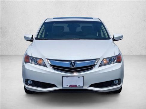 Used 2014 Acura ILX w/ Premium Package FWD image 2