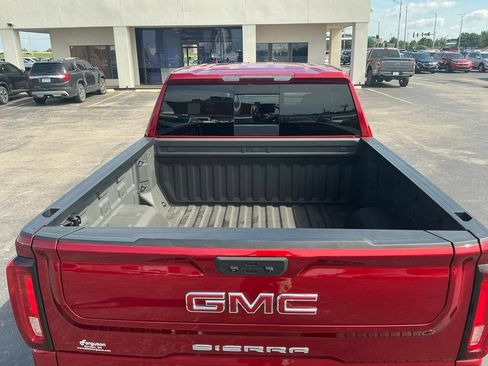 Used 2023 GMC Sierra 1500 SLT w/ SLT Premium Package AWD/4WD image 11