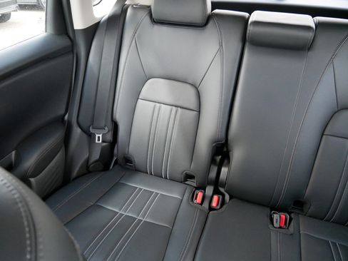 Certified 2024 Honda HR-V EX-L image 12