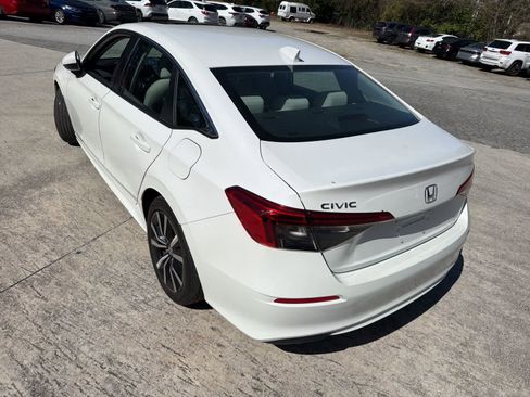 Certified 2024 Honda Civic EX image 8