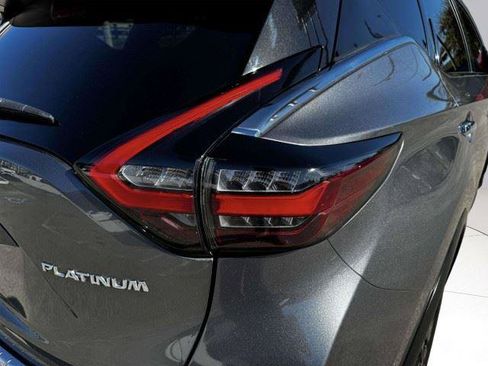 Used 2022 Nissan Murano Platinum w/ Cargo Package FWD image 17