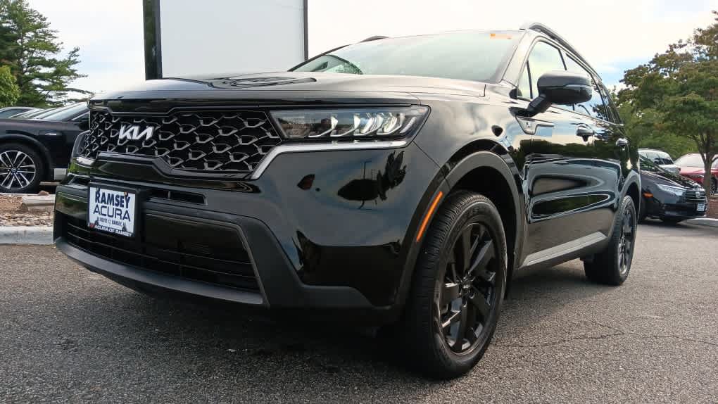 Used 2022 Kia Sorento S w/ Panoramic Sunroof Package AWD/4WD image 8