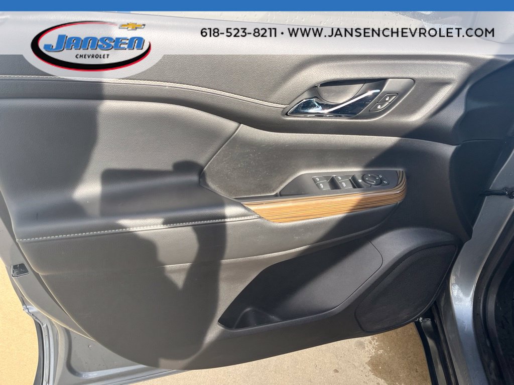 Used 2021 GMC Acadia SLE w/ Elevation Edition FWD image 13