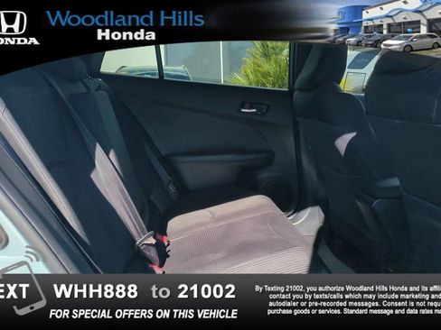 Used 2017 Toyota Prius Two w/ Carpet Mat Package FWD image 22