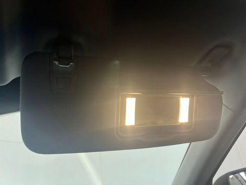Used 2023 Ford Explorer XLT w/ Equipment Group 202A AWD/4WD image 82