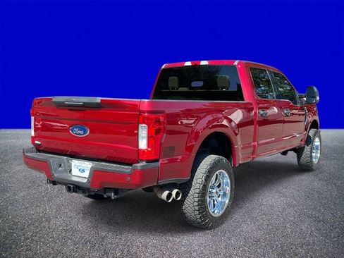 Used 2019 Ford F250 XLT w/ XLT Value Package AWD/4WD image 3