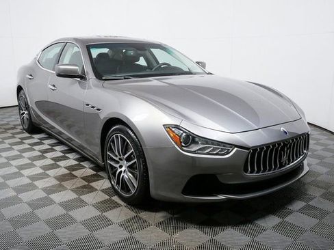 Used 2016 Maserati Ghibli image 25
