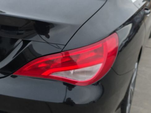 Used 2018 Mercedes-Benz CLA 250 image 13