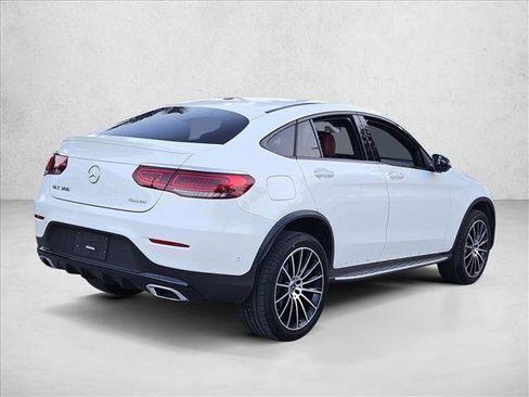 Used 2023 Mercedes-Benz GLC 300 4MATIC Coupe image 3