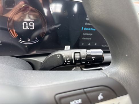 New 2026 Hyundai Tucson SE image 33