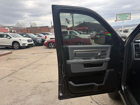 Used 2016 RAM 1500 Big Horn image 17