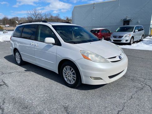 Used 2007 Toyota Sienna XLE Limited image 7