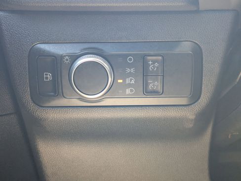 Used 2021 Ford Escape SE image 26