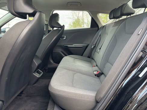 Used 2025 Kia K4 LXS image 24