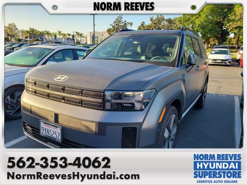 Used 2025 Hyundai Santa Fe Limited AWD/4WD image 1