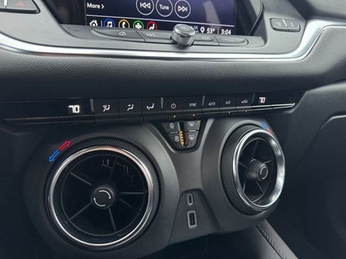 Used 2022 Chevrolet Blazer LT image 24