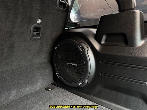 Used 2023 Jeep Wrangler Unlimited Sahara AWD/4WD image 30