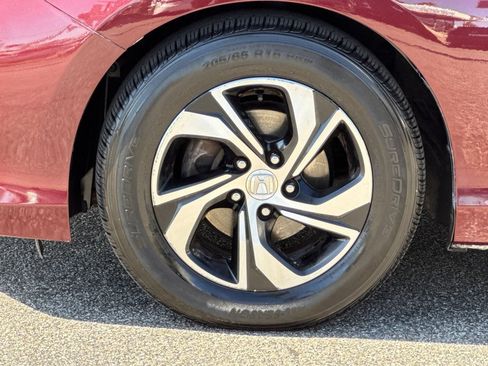 Used 2016 Honda Accord LX image 24