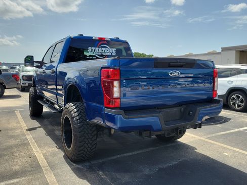Used 2022 Ford F250 XLT AWD/4WD image 4