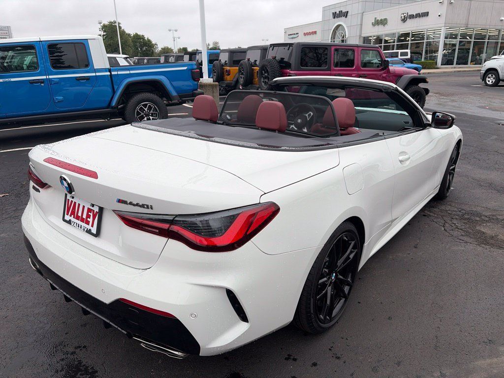 Used 2023 BMW 440i xDrive Convertible w/ Premium Package AWD/4WD image 8