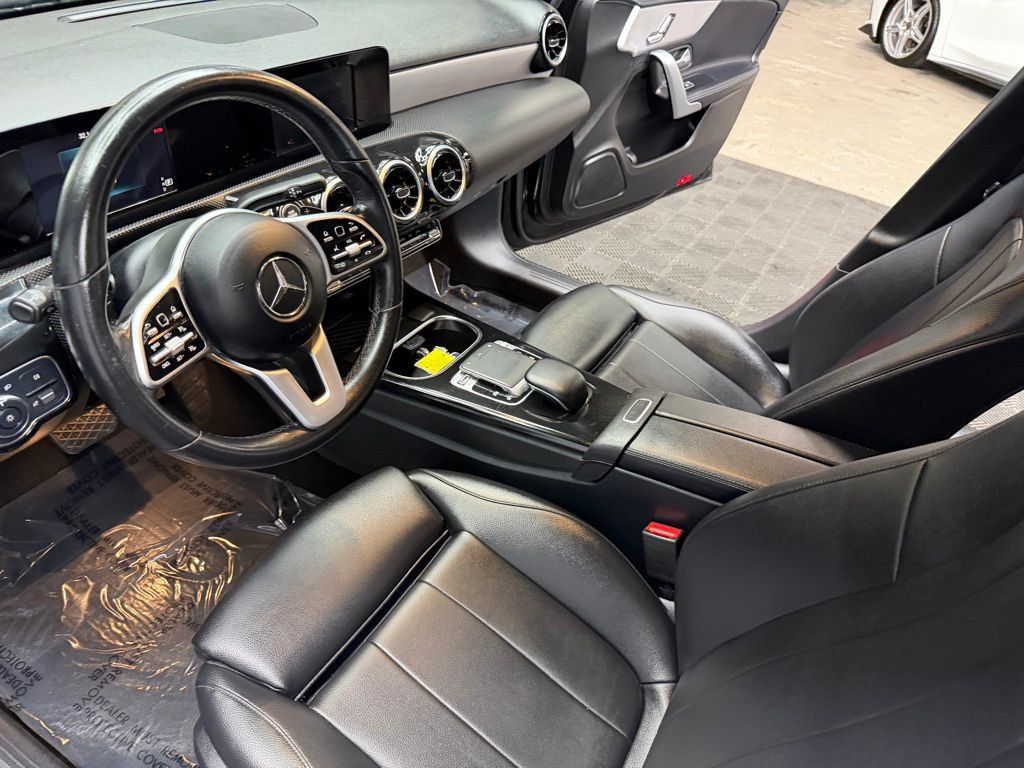 Used 2019 Mercedes-Benz A 220 image 33